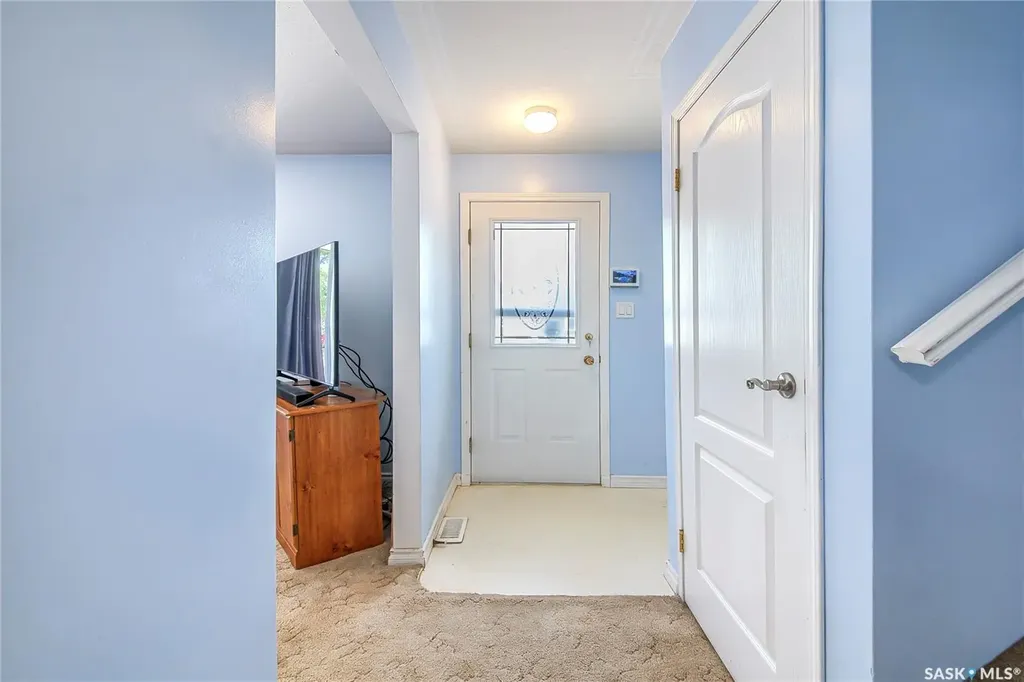 1313 N Avenue S Saskatoon SK S7M 2R2