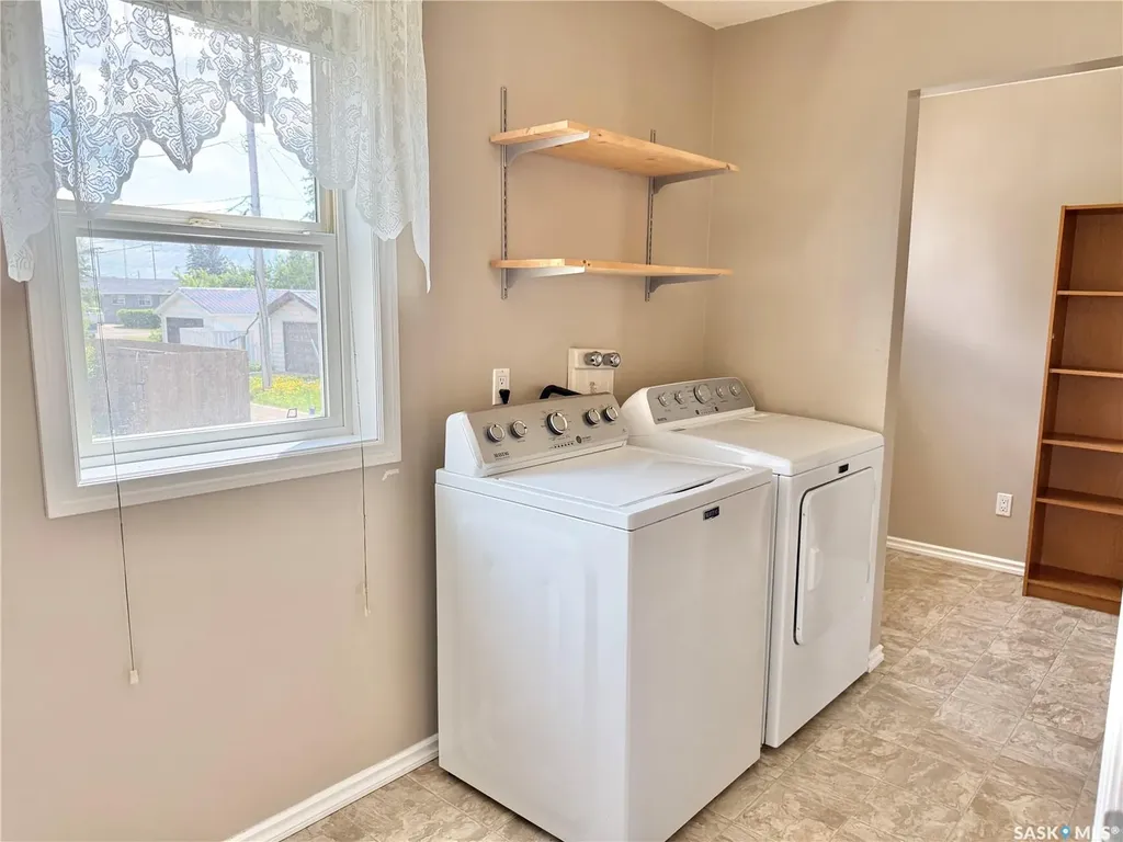 125 2nd Street E Spiritwood SK S0J 2M0