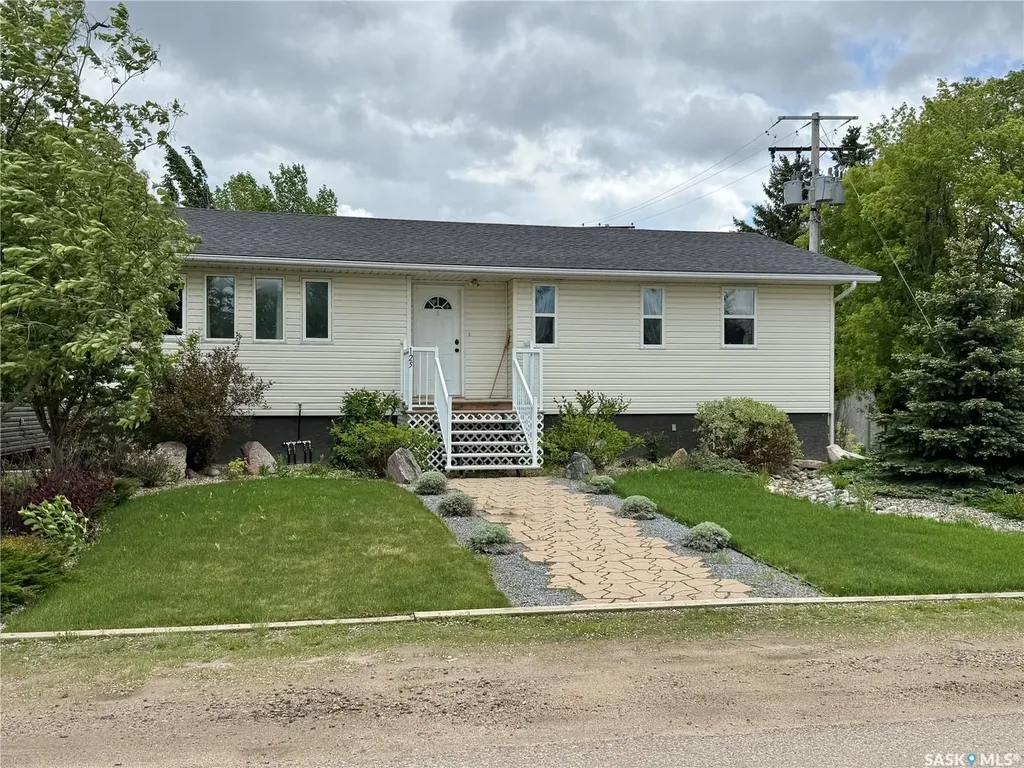 125 2nd Street E Spiritwood SK S0J 2M0