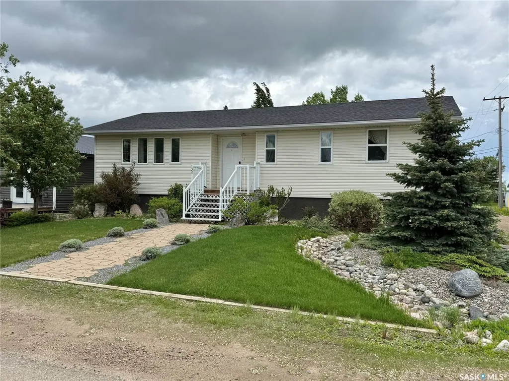 125 2nd Street E Spiritwood SK S0J 2M0