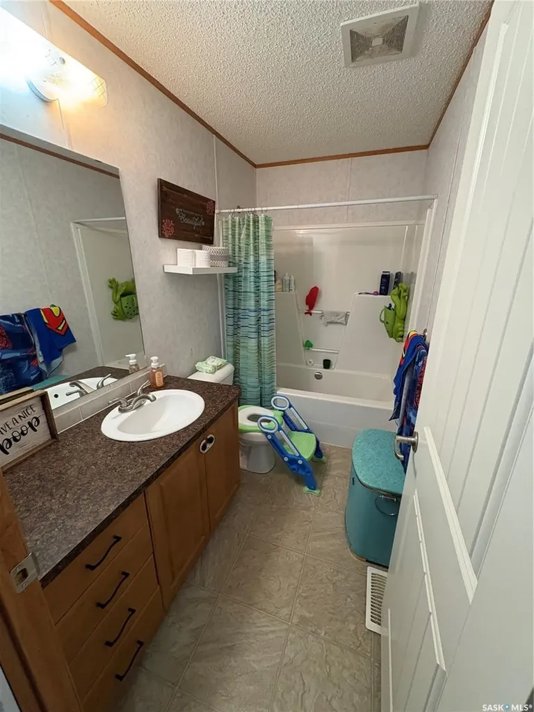 625 Broad Street N Langenburg SK S0A 2A0