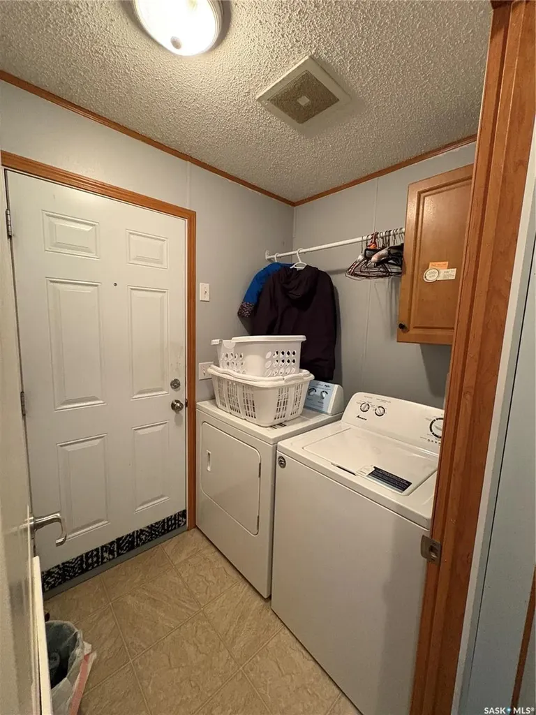 625 Broad Street N Langenburg SK S0A 2A0