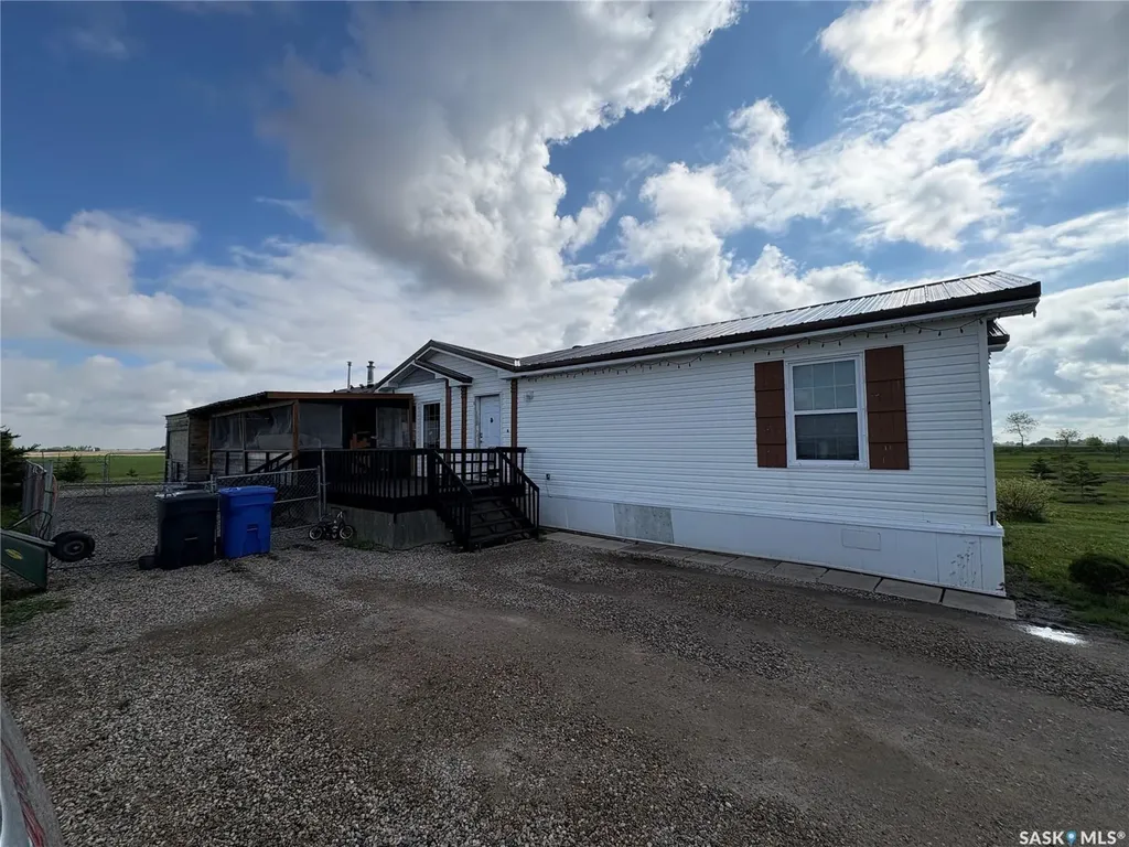 625 Broad Street N Langenburg SK S0A 2A0
