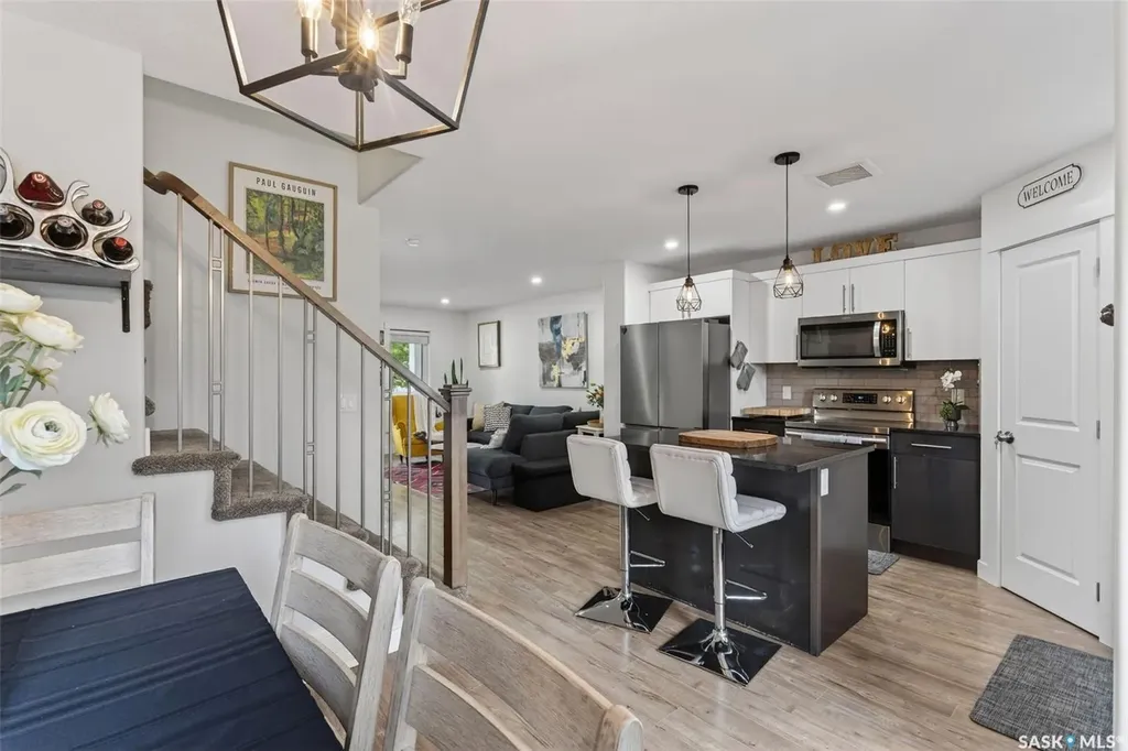 203A Fitzgerald Street Saskatoon SK S7N 2A8