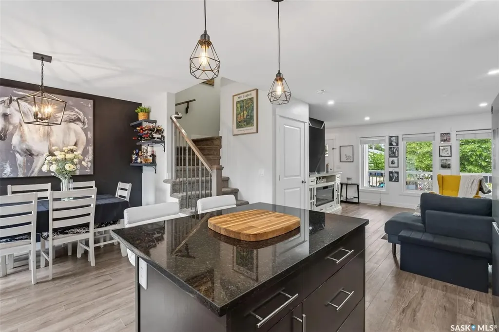 203A Fitzgerald Street Saskatoon SK S7N 2A8