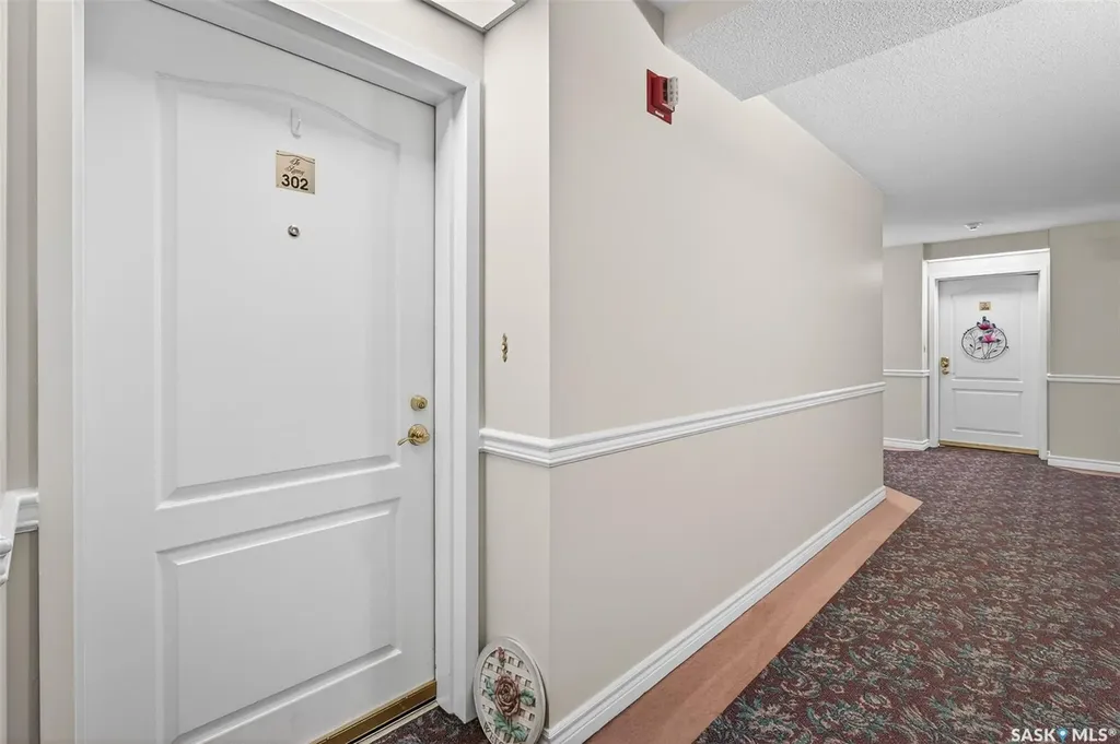 240 Athabasca Street E Moose Jaw SK S6H 0L5