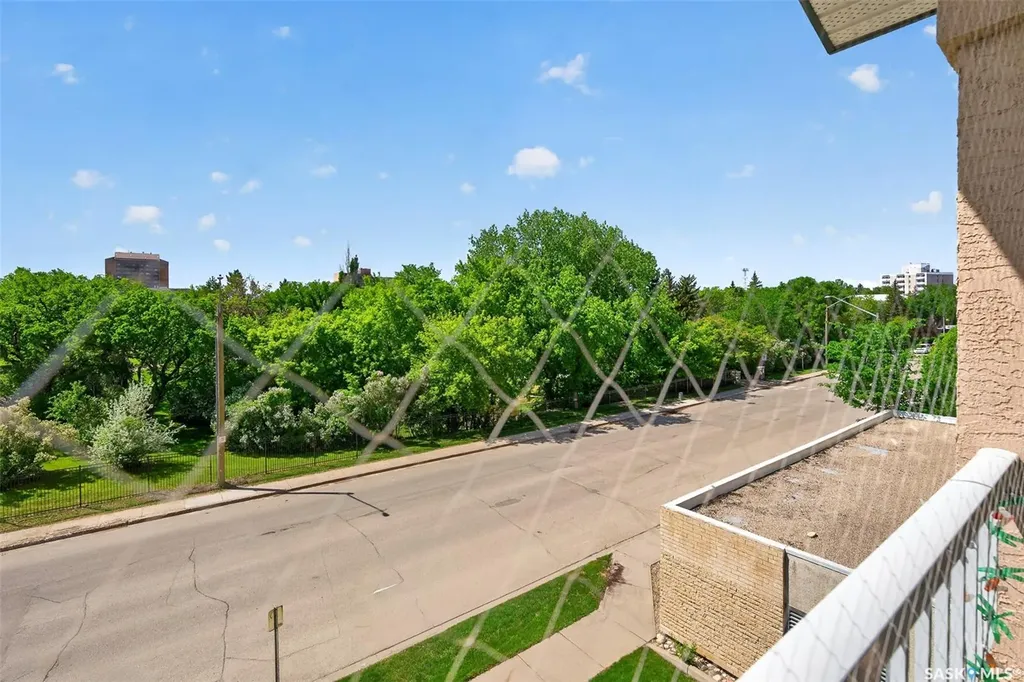 240 Athabasca Street E Moose Jaw SK S6H 0L5