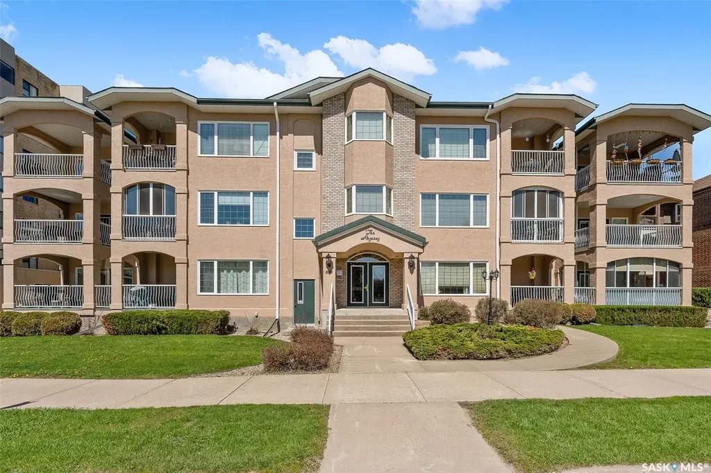 240 Athabasca Street E Moose Jaw SK S6H 0L5