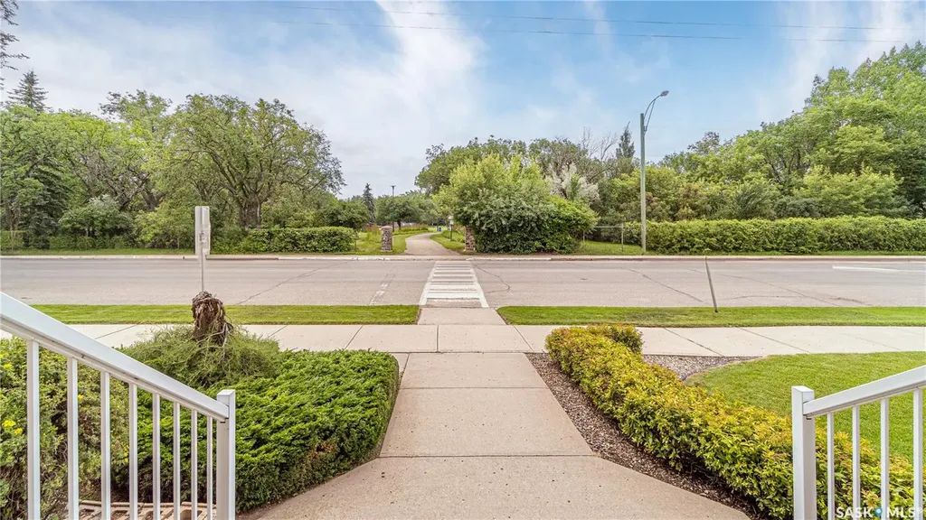 240 Athabasca Street E Moose Jaw SK S6H 0L5