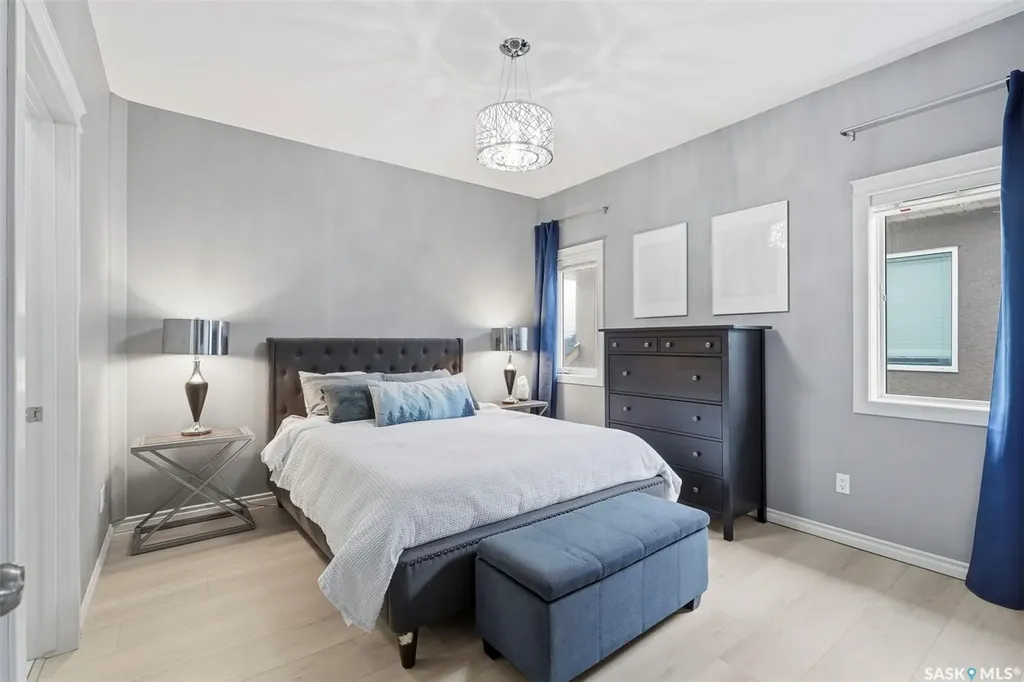 1031 Carr Crescent Saskatoon SK S7S 1L8