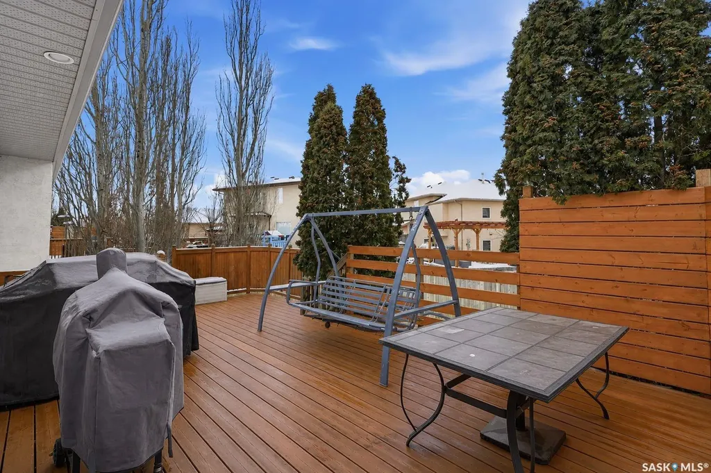 1031 Carr Crescent Saskatoon SK S7S 1L8