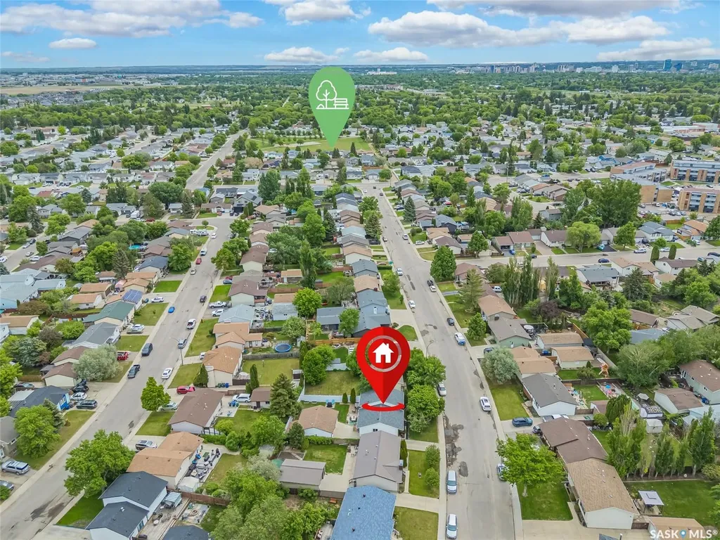 162 Makaroff Road Saskatoon SK S7L 6J9