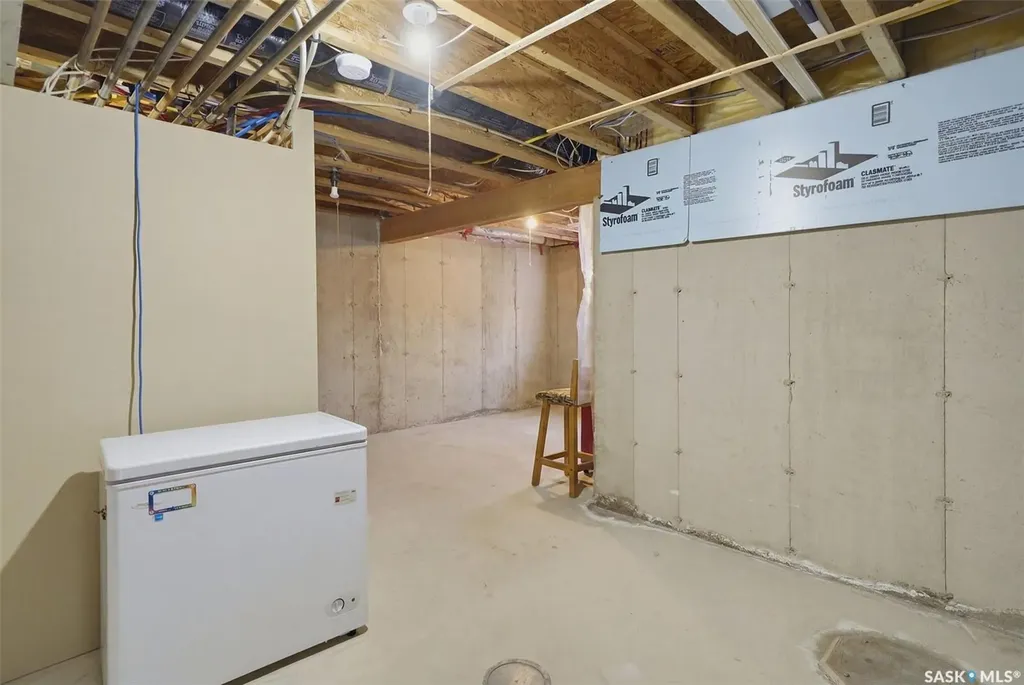 610 Stensrud Road Saskatoon SK S7W 0E5