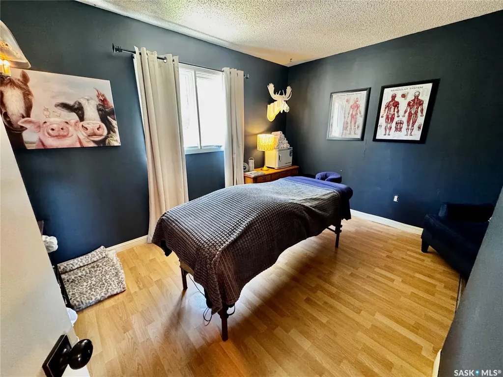 335 Wellington Park Road Yorkton SK S3N 3B5