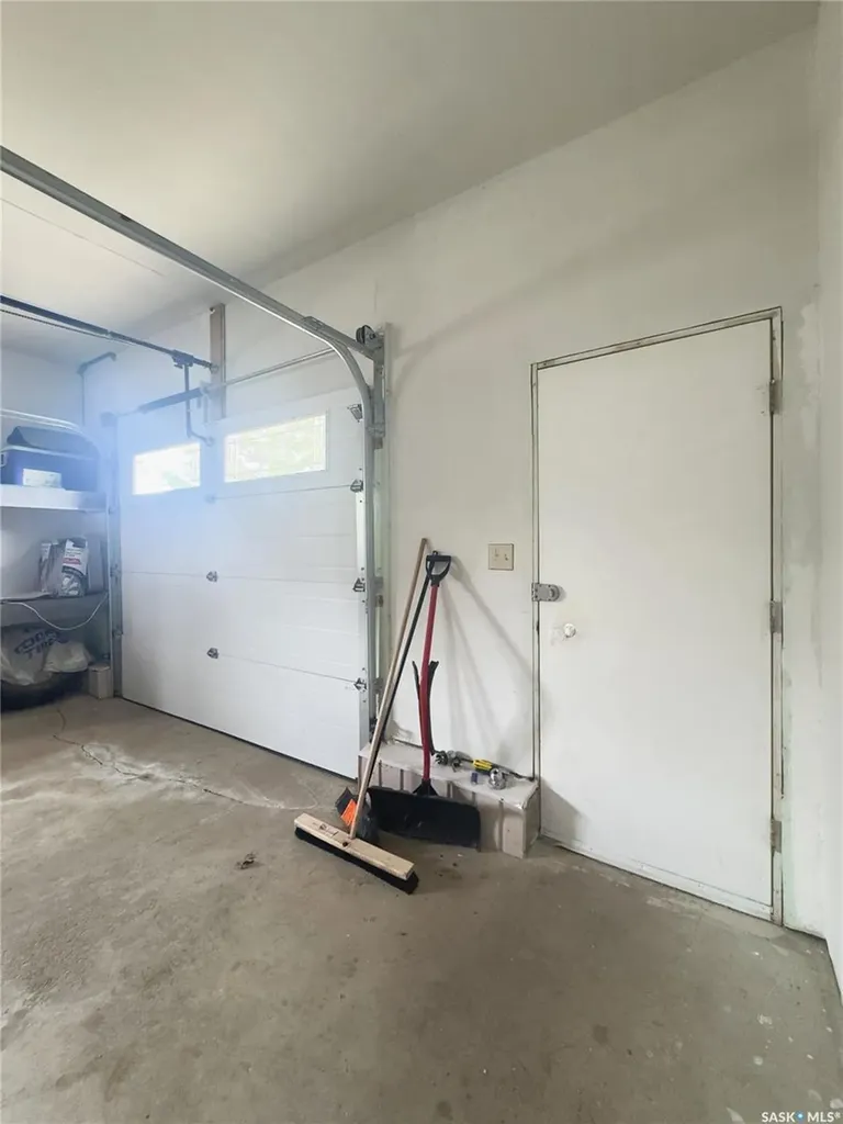 4010 1st Avenue E Waldheim SK S0K 4R0