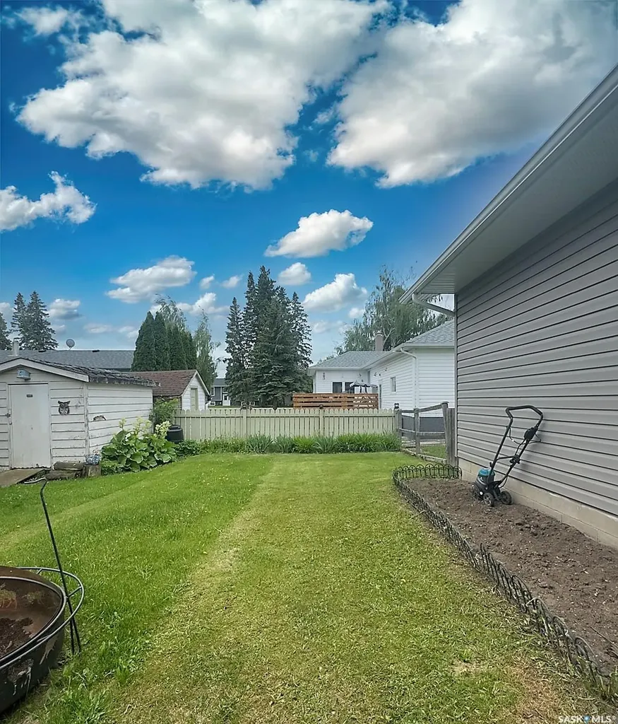 4010 1st Avenue E Waldheim SK S0K 4R0