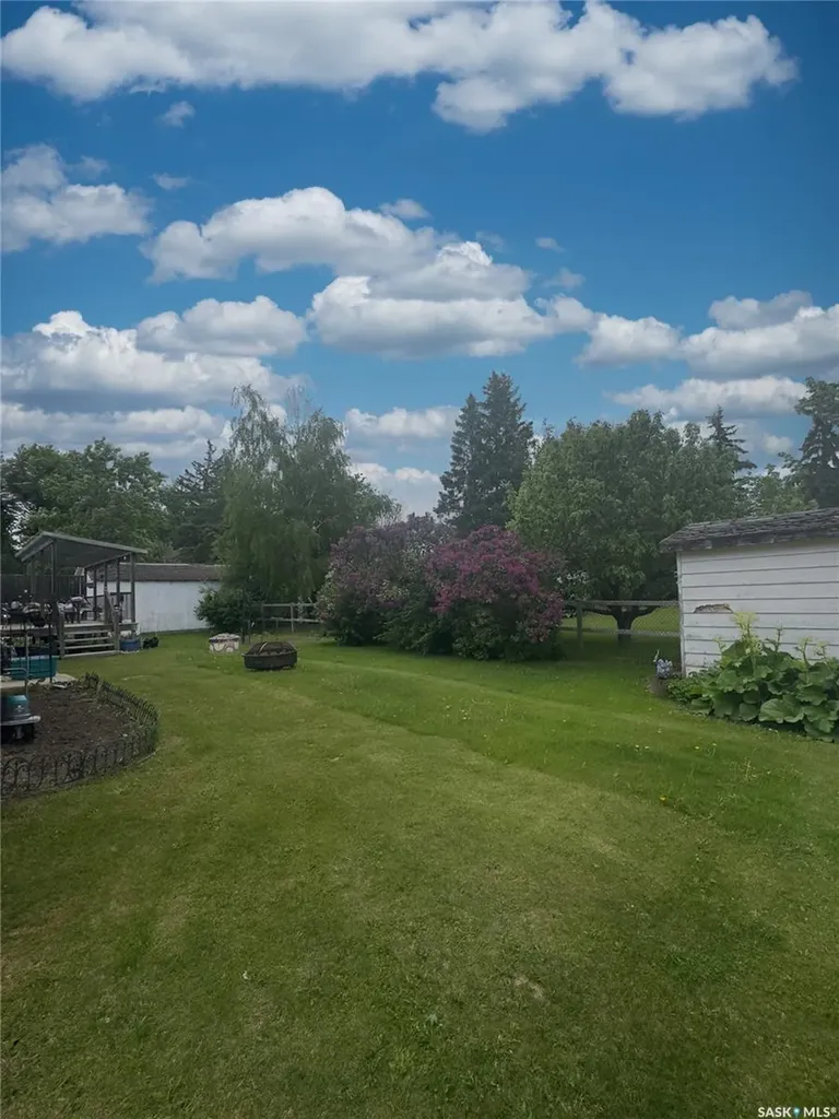 4010 1st Avenue E Waldheim SK S0K 4R0
