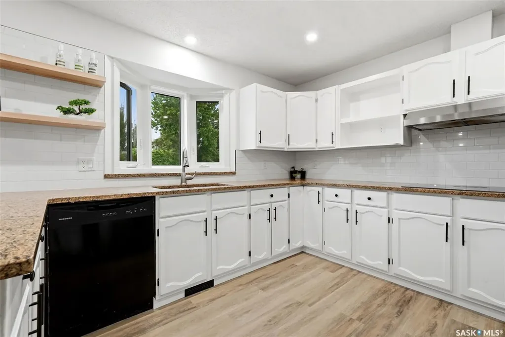 1719 Boyd Street E Regina SK S4V 1S5