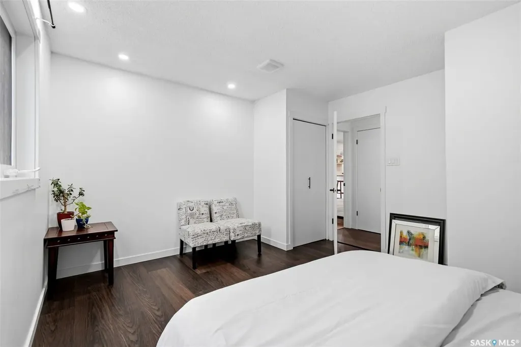 1719 Boyd Street E Regina SK S4V 1S5