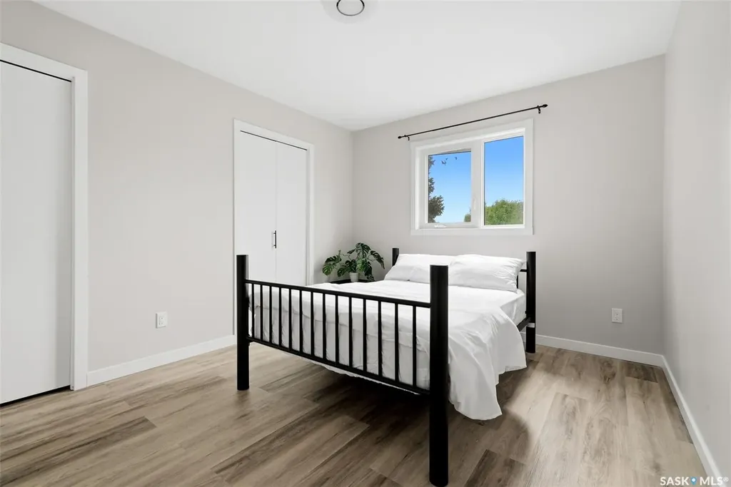 1719 Boyd Street E Regina SK S4V 1S5