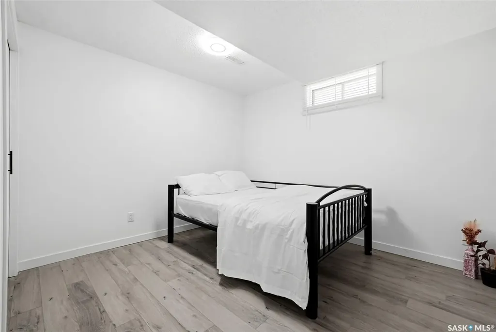 1719 Boyd Street E Regina SK S4V 1S5