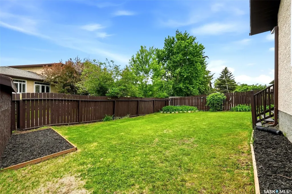1719 Boyd Street E Regina SK S4V 1S5