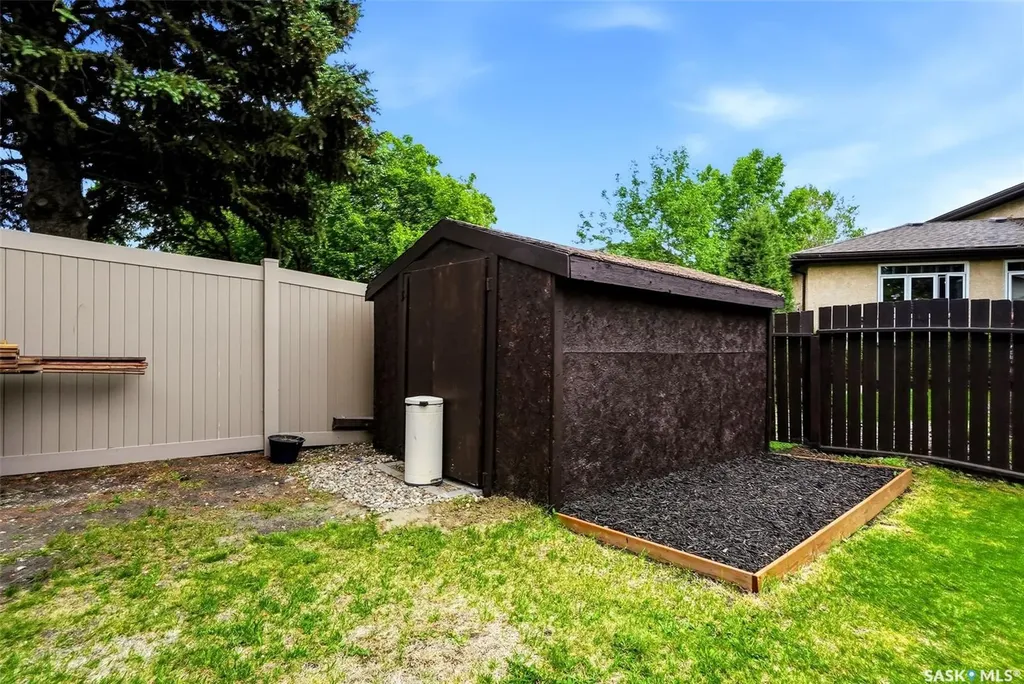 1719 Boyd Street E Regina SK S4V 1S5