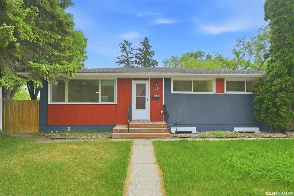 99 Lindsay Drive Saskatoon SK S7H 3E4