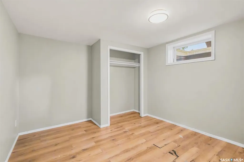 99 Lindsay Drive Saskatoon SK S7H 3E4