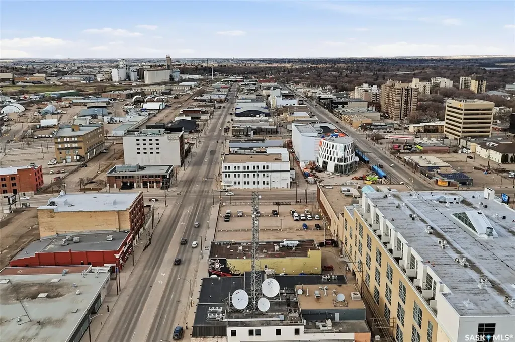 244 1st Avenue N Saskatoon SK S7K 1X1