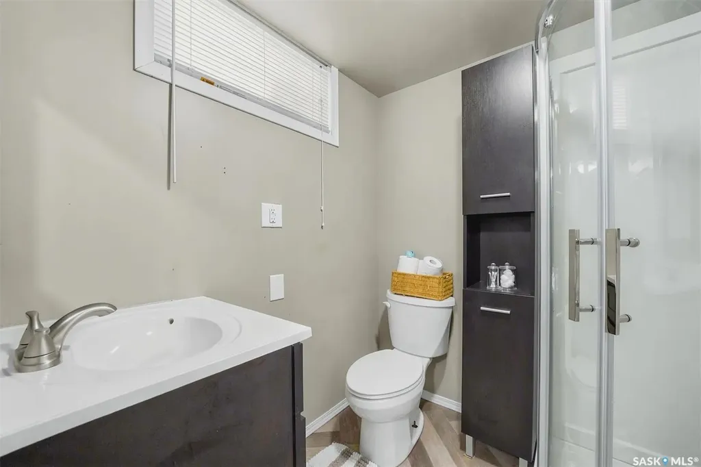 1602 C Avenue N Saskatoon SK S7L 1L5