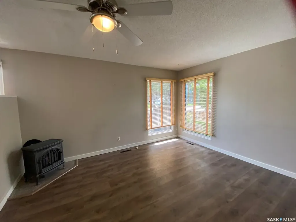59 Deerwood Crescent Yorkton SK S3N 2M4