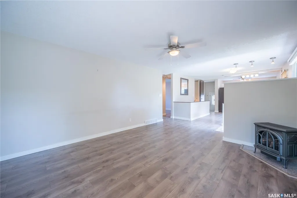 59 Deerwood Crescent Yorkton SK S3N 2M4