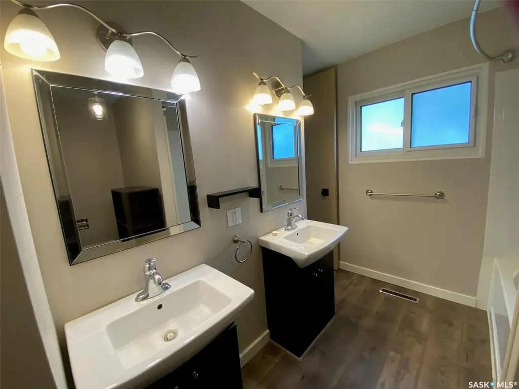 59 Deerwood Crescent Yorkton SK S3N 2M4