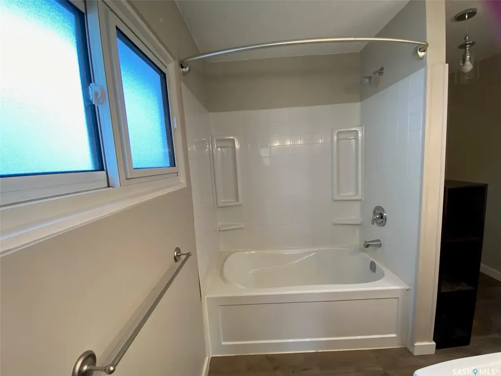 59 Deerwood Crescent Yorkton SK S3N 2M4