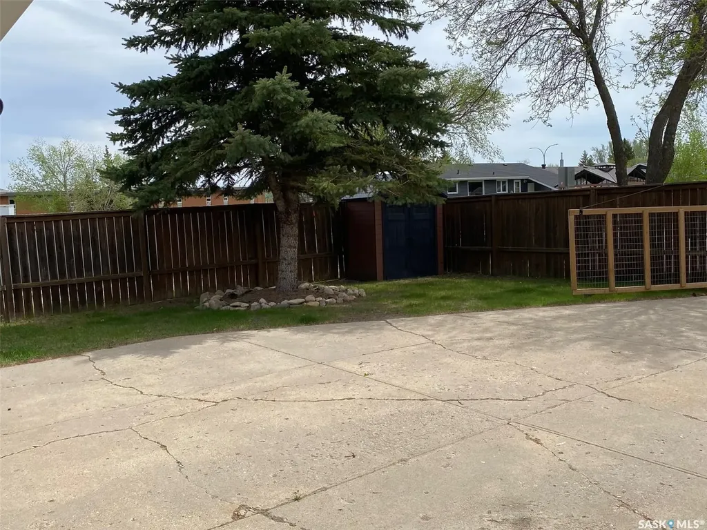 59 Deerwood Crescent Yorkton SK S3N 2M4