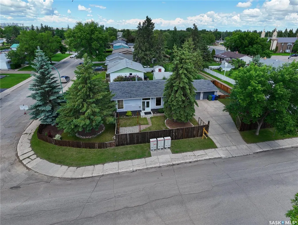 59 Deerwood Crescent Yorkton SK S3N 2M4