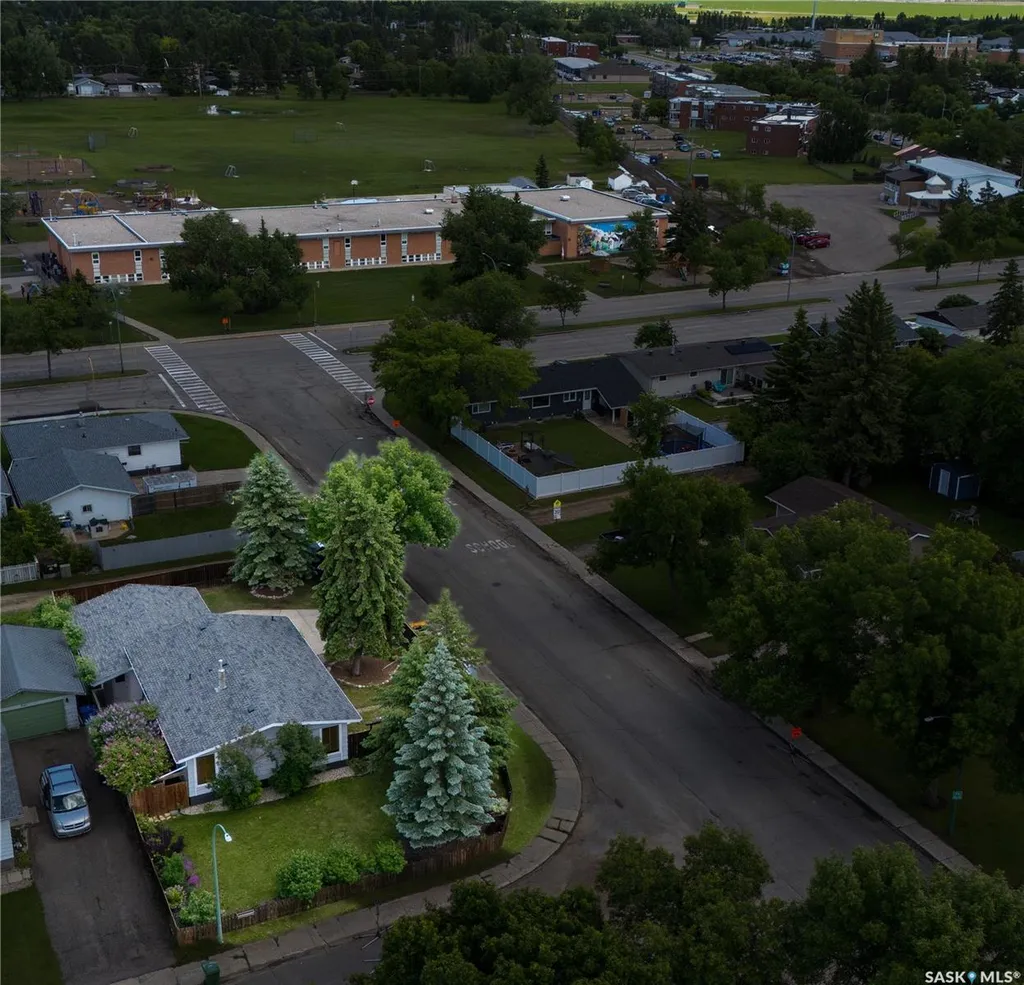 59 Deerwood Crescent Yorkton SK S3N 2M4