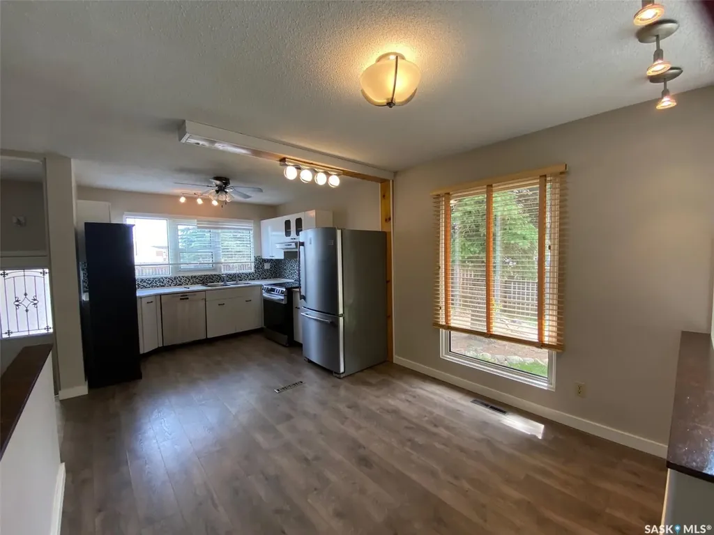 59 Deerwood Crescent Yorkton SK S3N 2M4