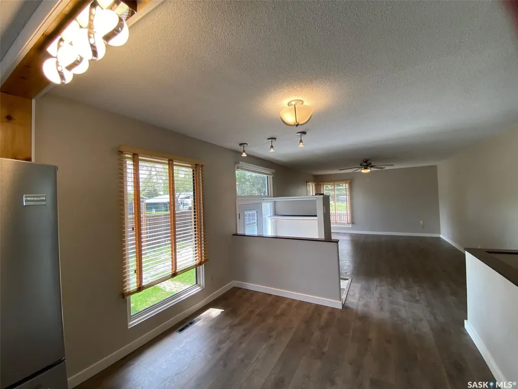 59 Deerwood Crescent Yorkton SK S3N 2M4