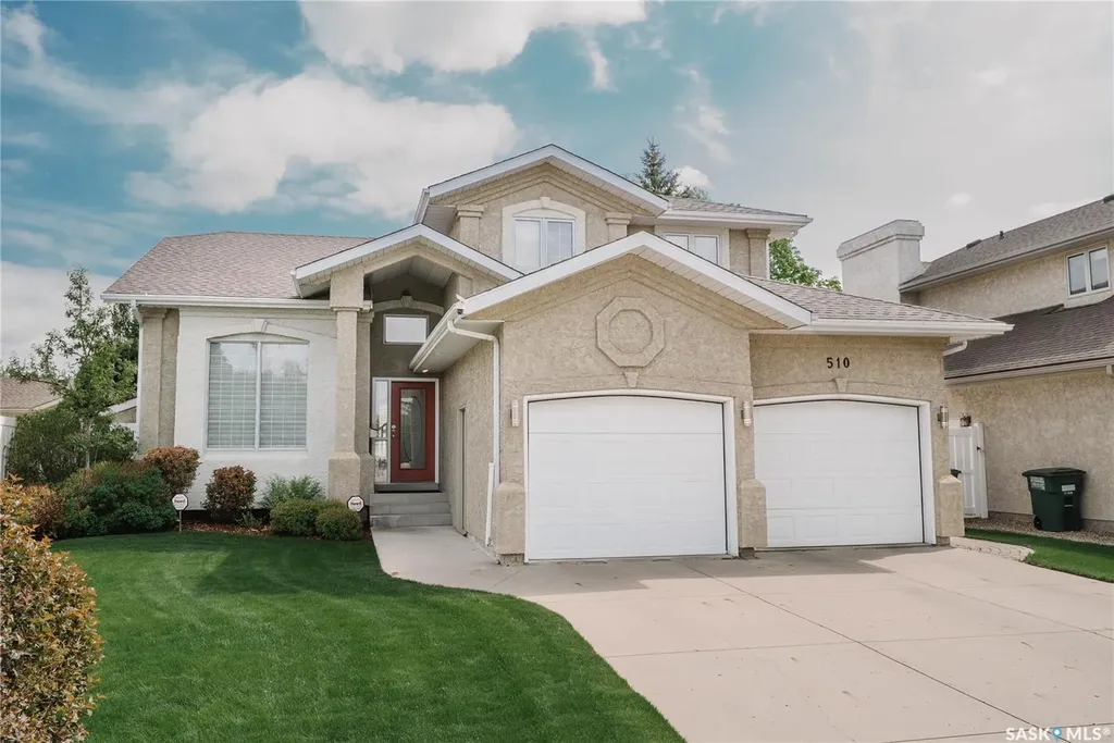 510 Eastman Cove Saskatoon SK S7N 4K9