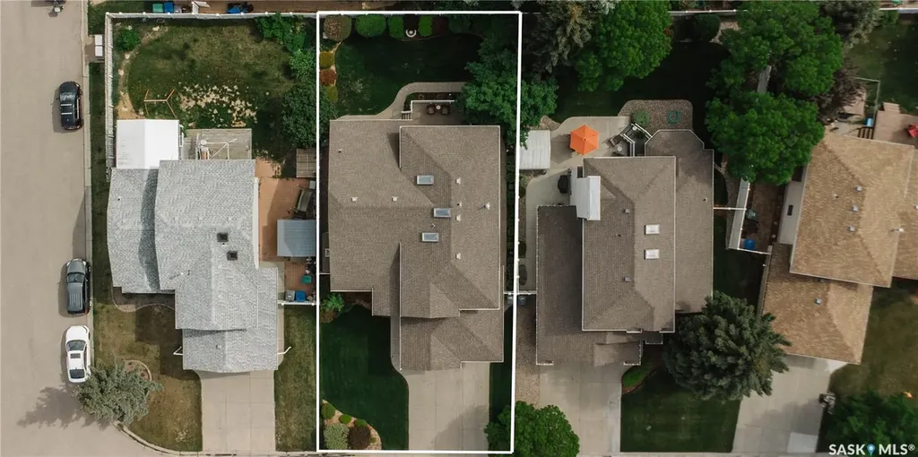 510 Eastman Cove Saskatoon SK S7N 4K9