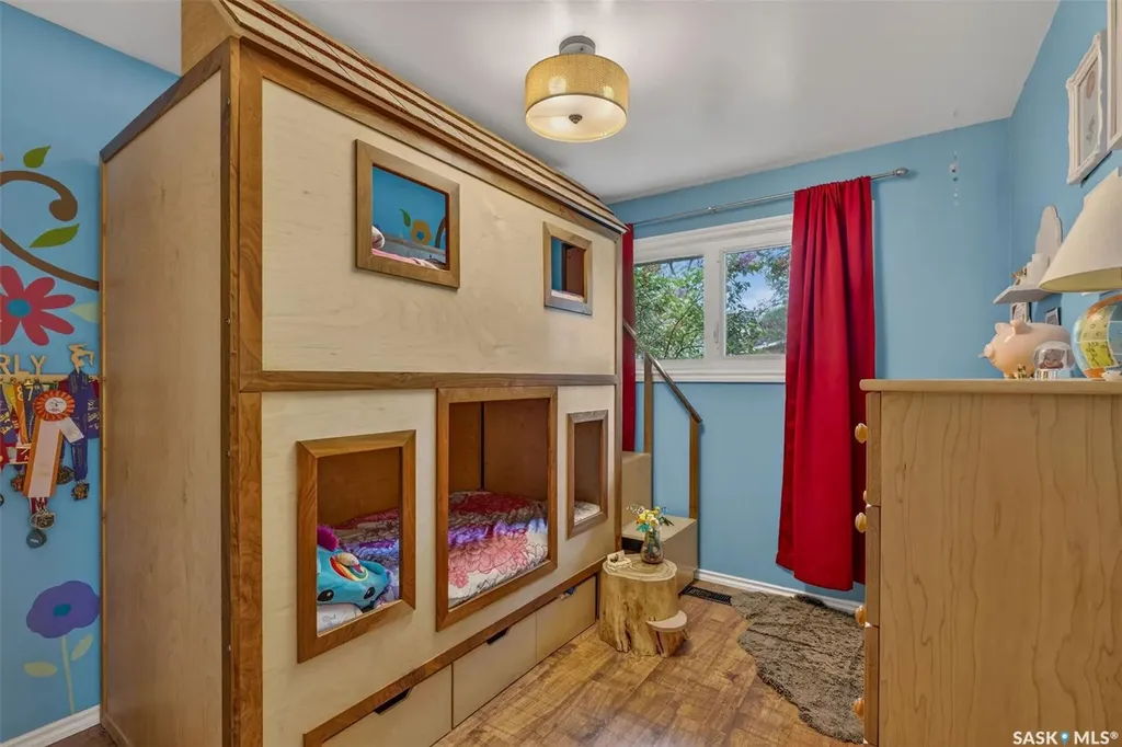 2326 Mcdonald Avenue Prince Albert SK S6V 2V6