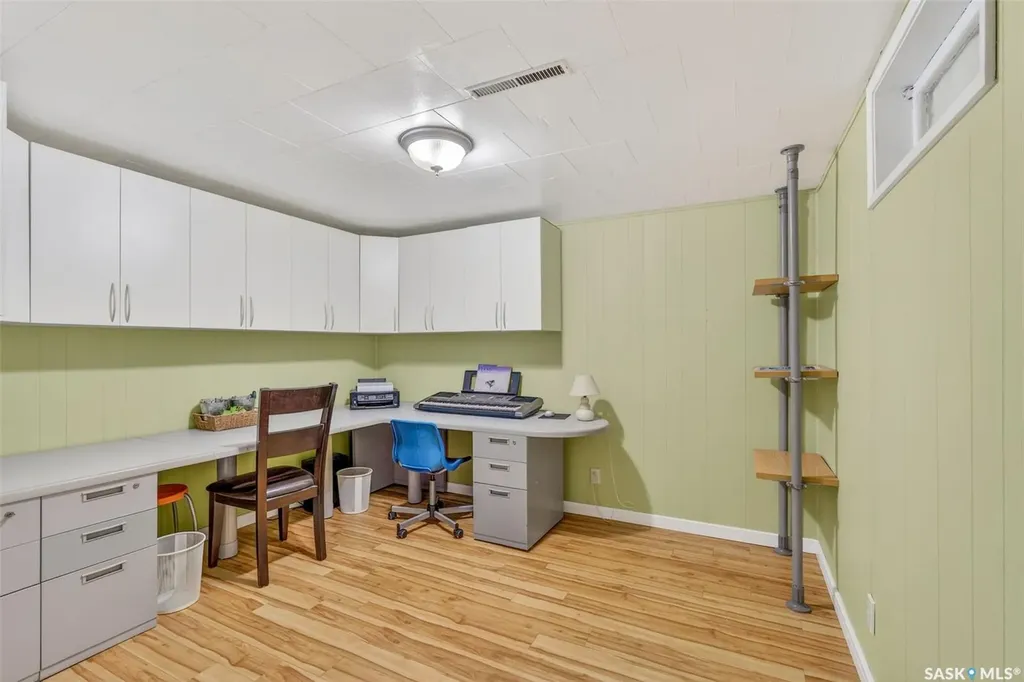 2326 Mcdonald Avenue Prince Albert SK S6V 2V6
