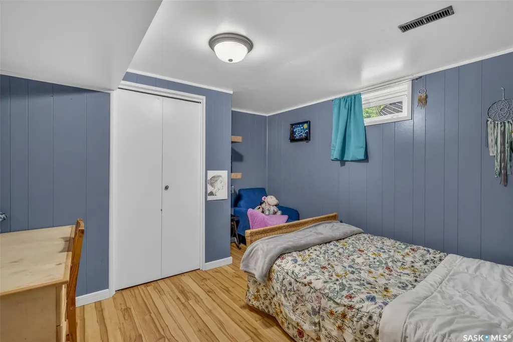 2326 Mcdonald Avenue Prince Albert SK S6V 2V6