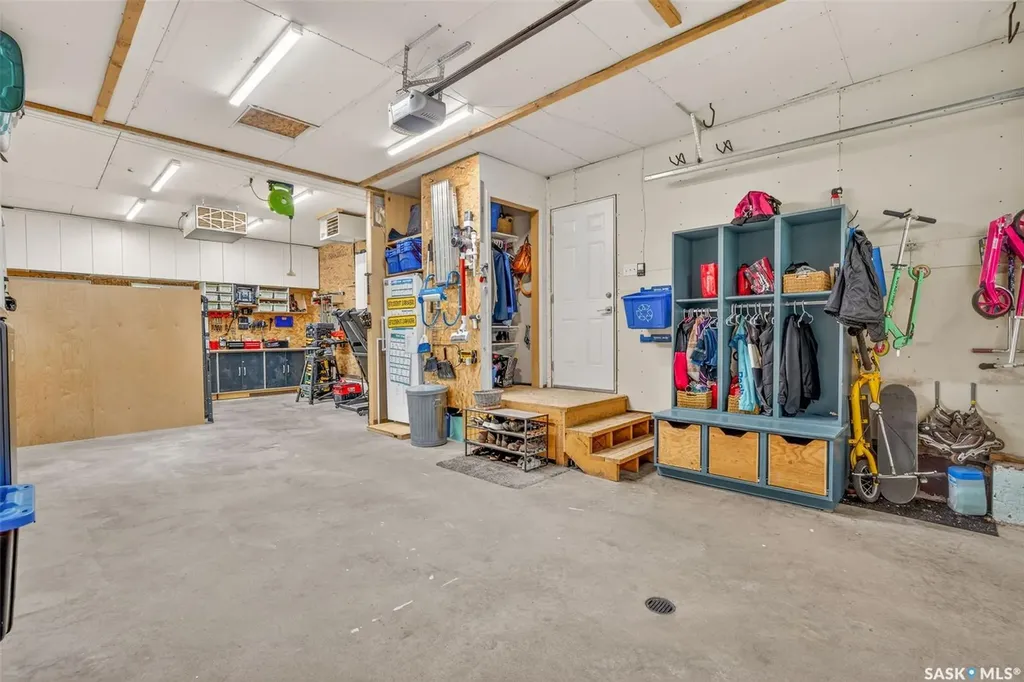 2326 Mcdonald Avenue Prince Albert SK S6V 2V6