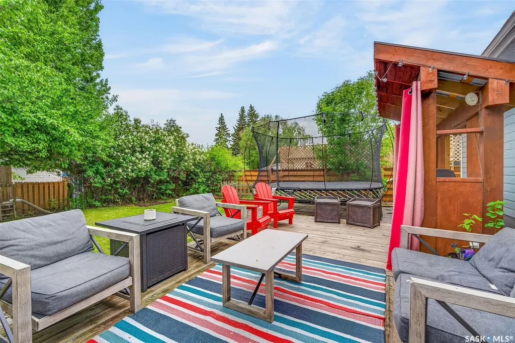2326 Mcdonald Avenue Prince Albert SK S6V 2V6