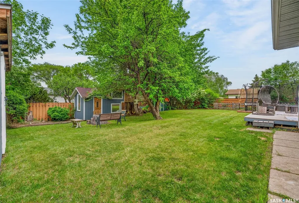 2326 Mcdonald Avenue Prince Albert SK S6V 2V6