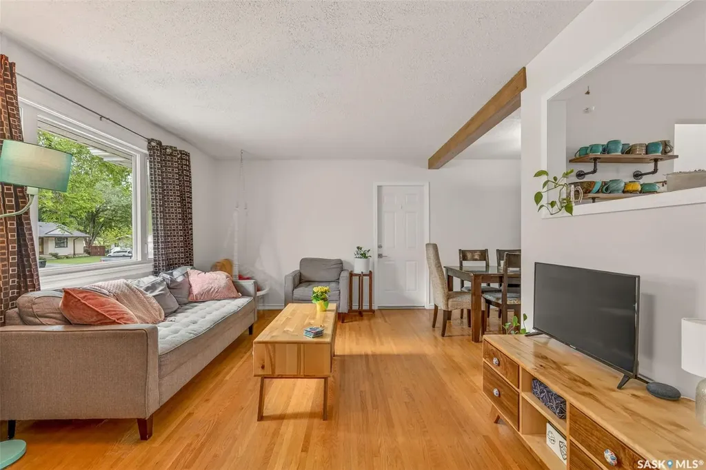 2326 Mcdonald Avenue Prince Albert SK S6V 2V6