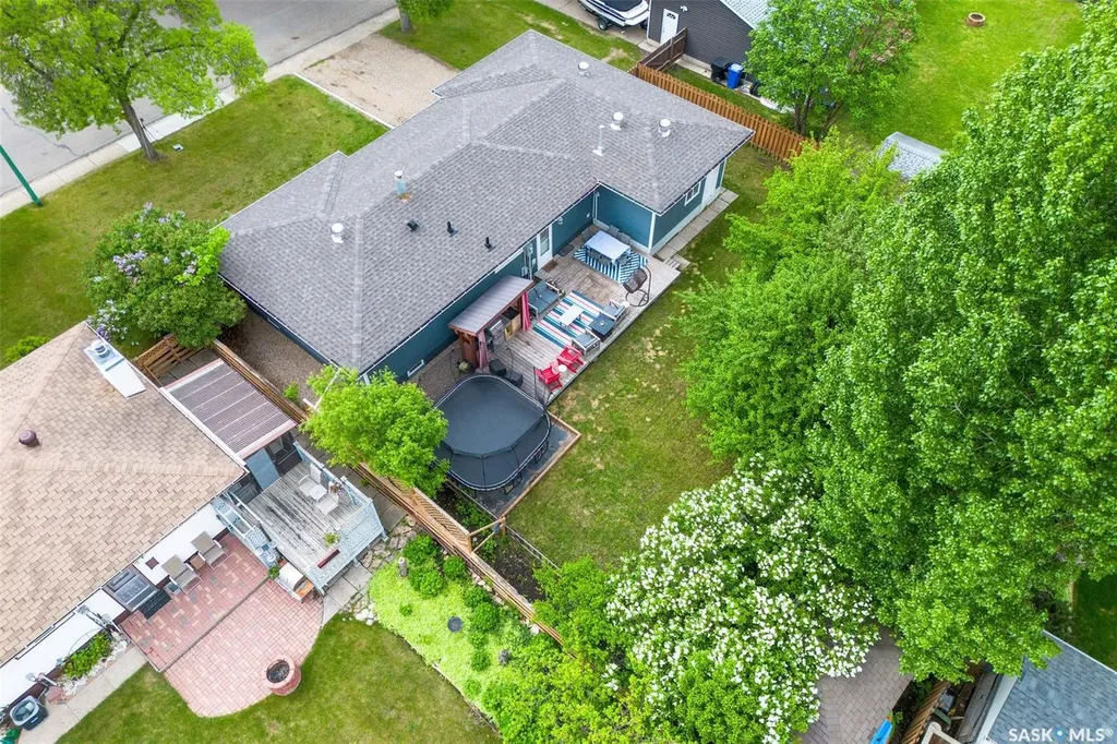 2326 Mcdonald Avenue Prince Albert SK S6V 2V6